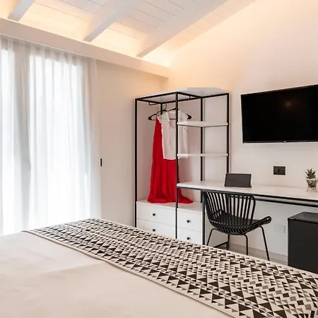 Cara A Bentu - Charming Tortolì